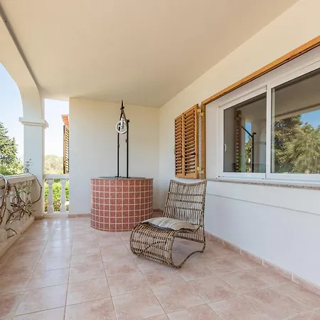 Friends & Family Friendly 5 Bedroom In Jesus Villa Santa Eularia des Riu