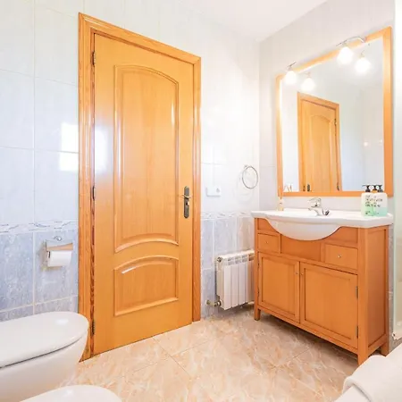 Friends & Family Friendly 5 Bedroom In Jesus Βίλα Santa Eulària des Riu